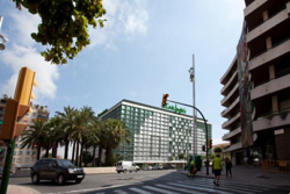 El Corte Inglés obre a Tarragona amb lobjectiu de ser un gran centre datracció comercial