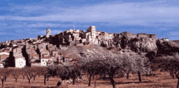 Monumentos y bodegas de Terra Alta