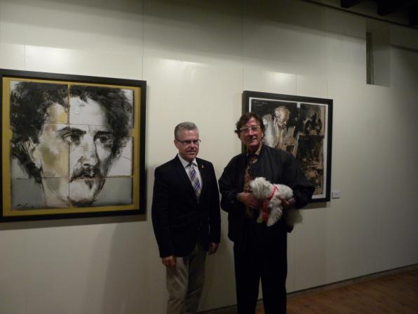 Pere Granados y Jaume Queralt, a la inauguración de la exposición. 