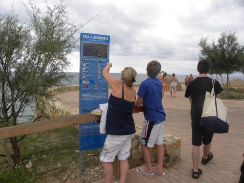 Nova senyalitzaci&oacute; tur&iacute;stica a les cales i les platges de Salou