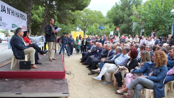 Salou se adhiere a la manifestaci&oacute;n unitaria por unos trenes dignos