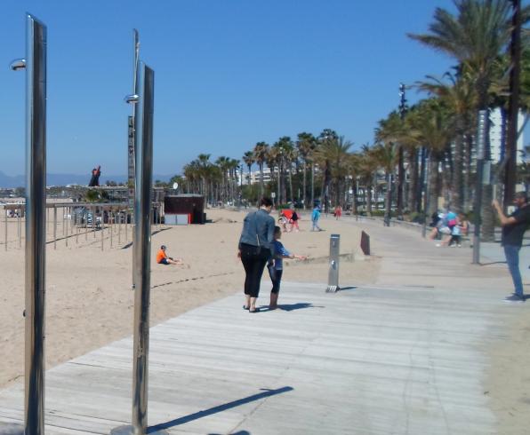 Millores en els serveis de platja de Capellans, Ponent y Llevant