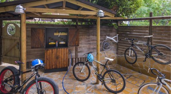The Catalan Tourism Agency awards the seal of Cyclotourism in Salou