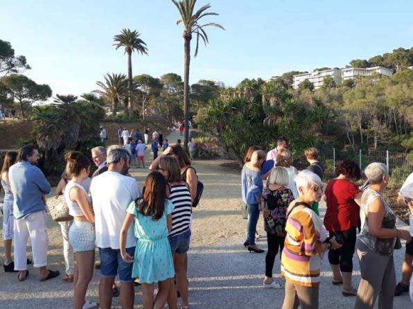 Centenars de salouencs van visitar la finca diumenge passat