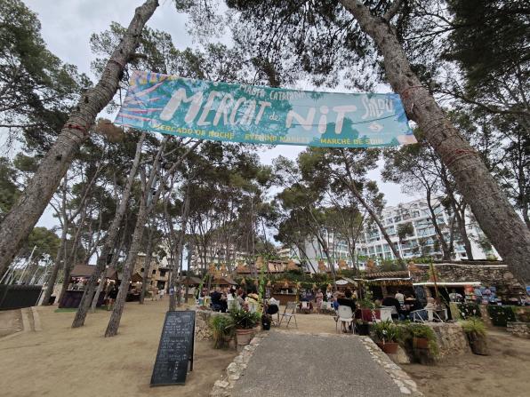 The Mercat de Nit of Salou opens every day. Ceded