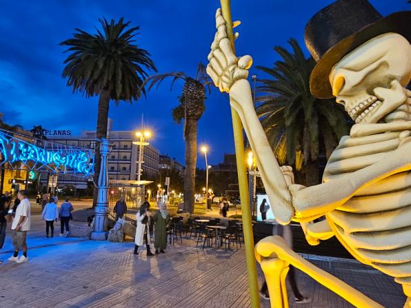 Salouween in the Passeig Jaume I of Salou