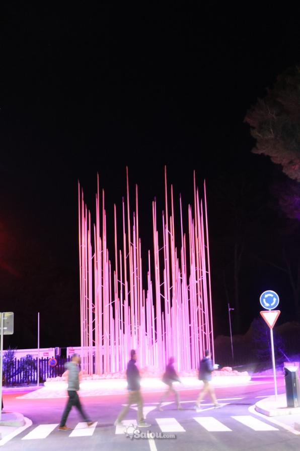 La escultura que simboliza una fuente en Salou