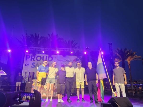 Readers of the Manifesto with the Mayor and the Councilor for Equality