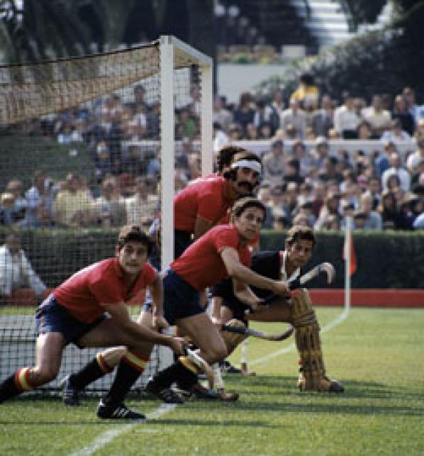 Cien años de deportes en Cataluña en una exposición de fotografía en Falset 1