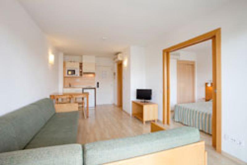 Les D&agrave;lies - Blaumar Apartaments 10