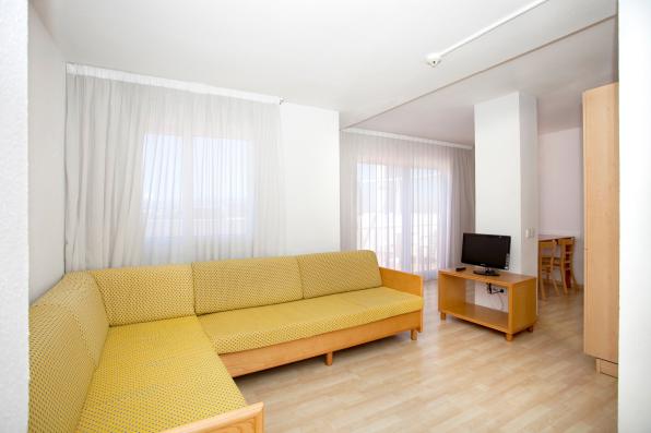 Salón de los apartamentos les Dàlies de Salou